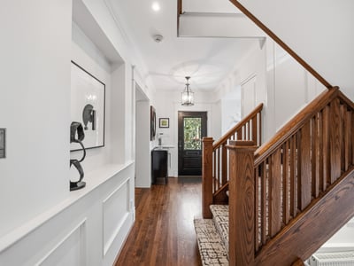 14 Pine Cres., Toronto, ON