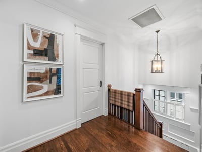 14 Pine Cres., Toronto, ON