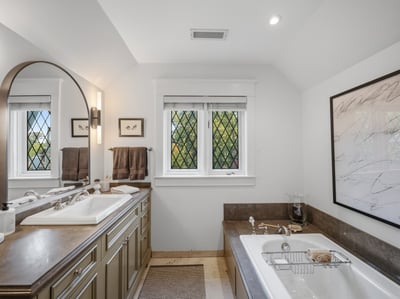 14 Pine Cres., Toronto, ON