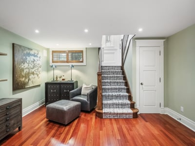 14 Pine Cres., Toronto, ON
