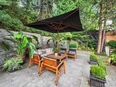 14 Pine Cres., Toronto, ON