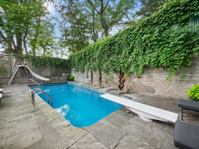 14 Pine Cres., Toronto, ON