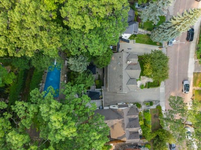14 Pine Cres., Toronto, ON