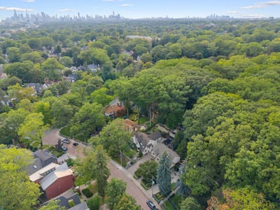 14 Pine Cres., Toronto, ON