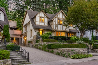 14 Pine Cres., Toronto, ON