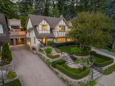 14 Pine Cres., Toronto, ON