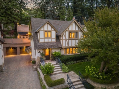 14 Pine Cres., Toronto, ON