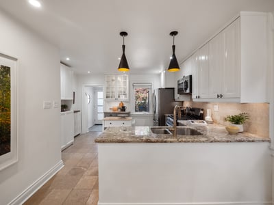 16 Hector Ave., Toronto, ON