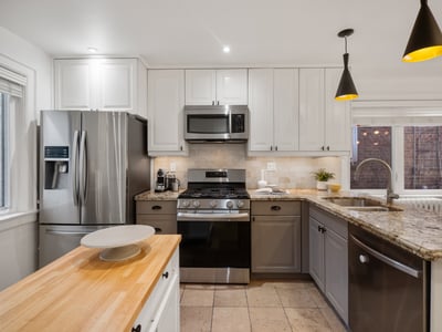 16 Hector Ave., Toronto, ON