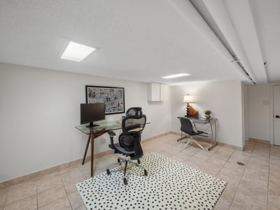 16 Hector Ave., Toronto, ON