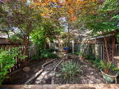16 Hector Ave., Toronto, ON