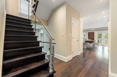 192 Erskine Ave., Toronto, ON