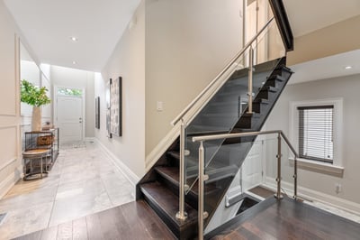 192 Erskine Ave., Toronto, ON