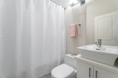 192 Erskine Ave., Toronto, ON