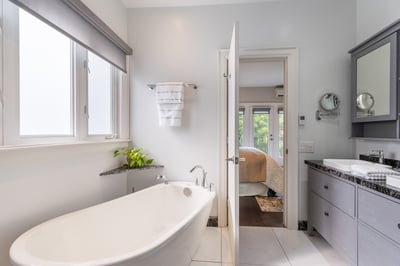 192 Erskine Ave., Toronto, ON