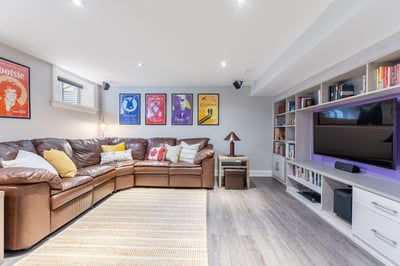 192 Erskine Ave., Toronto, ON