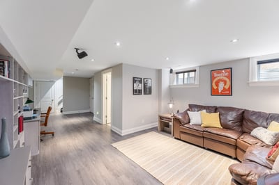 192 Erskine Ave., Toronto, ON