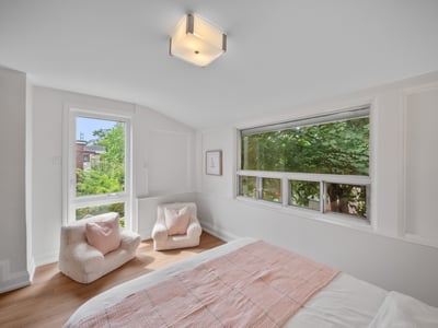 554 Runnymede Rd., Toronto, ON