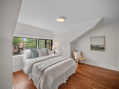 554 Runnymede Rd., Toronto, ON