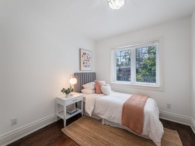 10 Elora Rd., Toronto, ON
