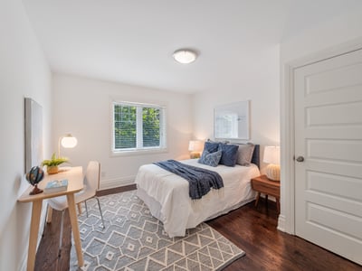 10 Elora Rd., Toronto, ON