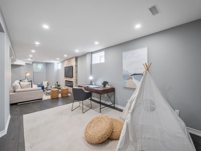 10 Elora Rd., Toronto, ON