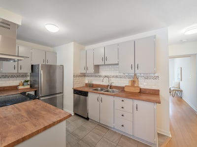 346 Indian Roadd Crescent, Toronto, ON