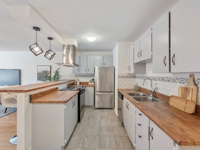346 Indian Roadd Crescent, Toronto, ON