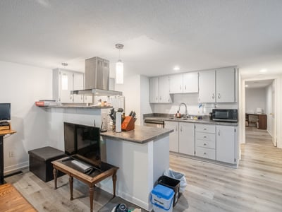 346 Indian Roadd Crescent, Toronto, ON