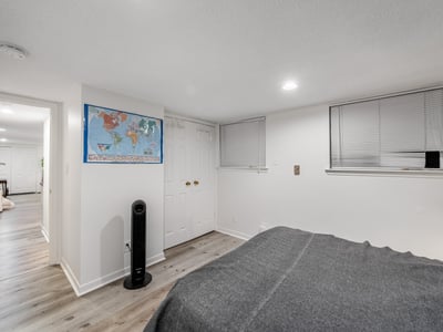 346 Indian Roadd Crescent, Toronto, ON