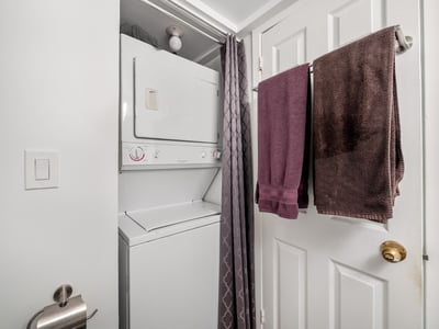 346 Indian Roadd Crescent, Toronto, ON