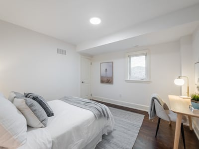 330 Willard Ave., Toronto, ON