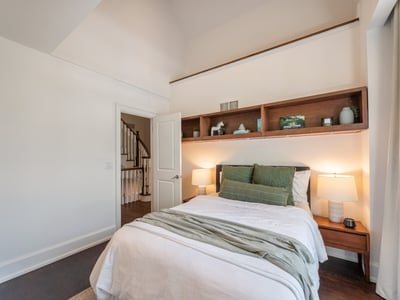 330 Willard Ave., Toronto, ON