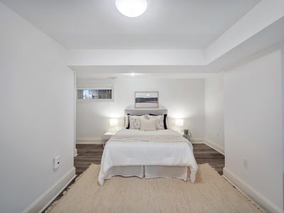 330 Willard Ave., Toronto, ON