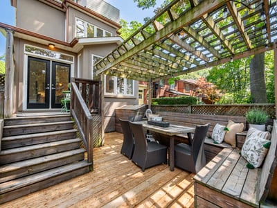 330 Willard Ave., Toronto, ON