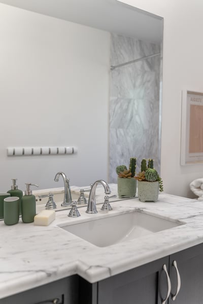 330 Willard Ave., Toronto, ON