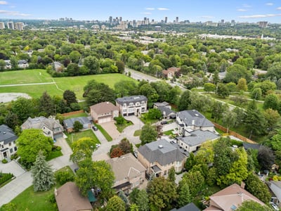 3 Cicada Crt., North York, ON