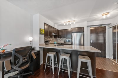 1609-18 Spring Garden Ave., North York, ON