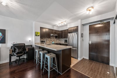1609-18 Spring Garden Ave., North York, ON