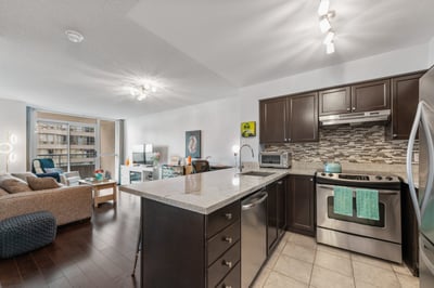 1609-18 Spring Garden Ave., North York, ON