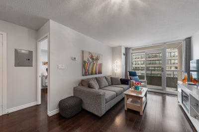 1609-18 Spring Garden Ave., North York, ON