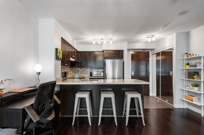 1609-18 Spring Garden Ave., North York, ON