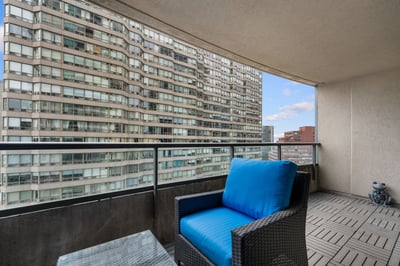 1609-18 Spring Garden Ave., North York, ON