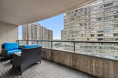 1609-18 Spring Garden Ave., North York, ON