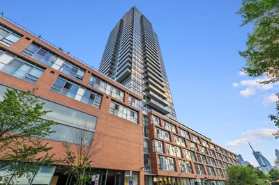 210 - 33 Mill St, Toronto, ON