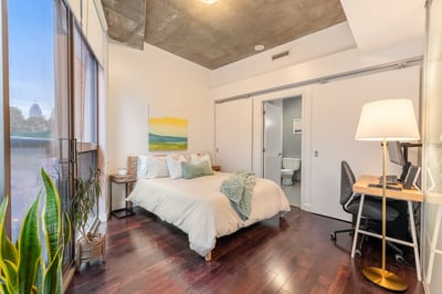 210 - 33 Mill St, Toronto, ON