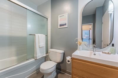 210 - 33 Mill St, Toronto, ON