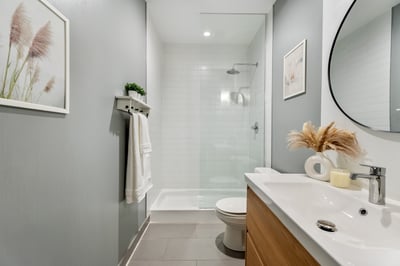 210 - 33 Mill St, Toronto, ON