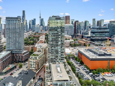 210 - 33 Mill St, Toronto, ON
