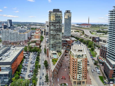 210 - 33 Mill St, Toronto, ON
